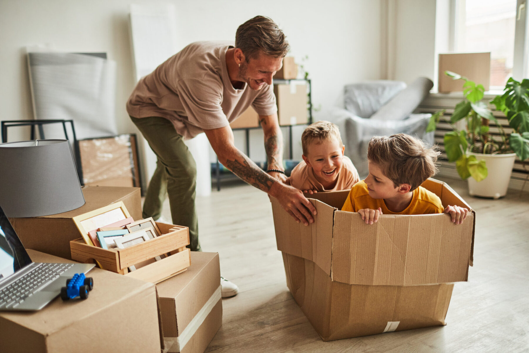 When Do Divorced Parents Need the Court’s Permission to Relocate? 